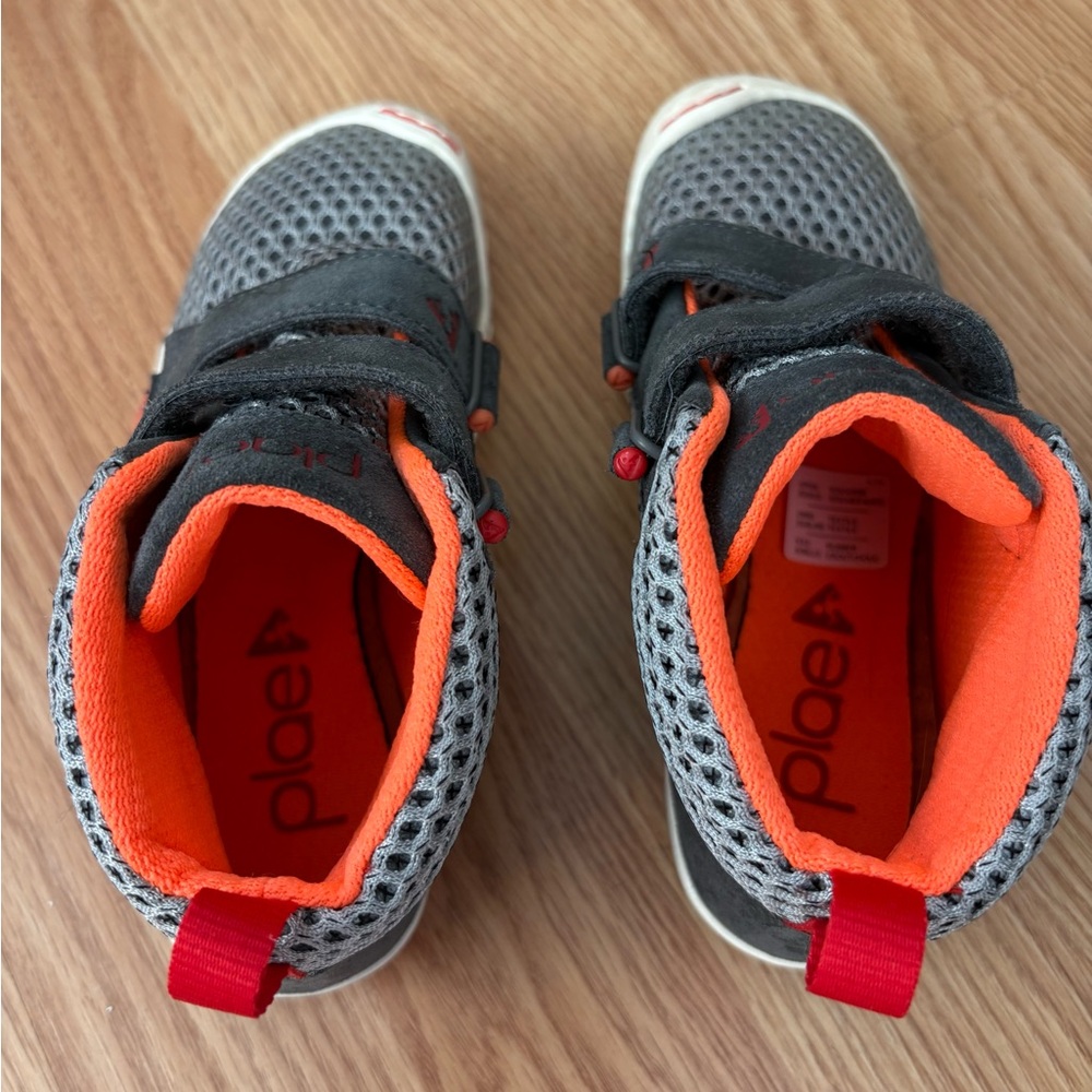 PLAE Kids Sneakers - Charcoal and Bright Orange size 12 - Picture 3 of 5